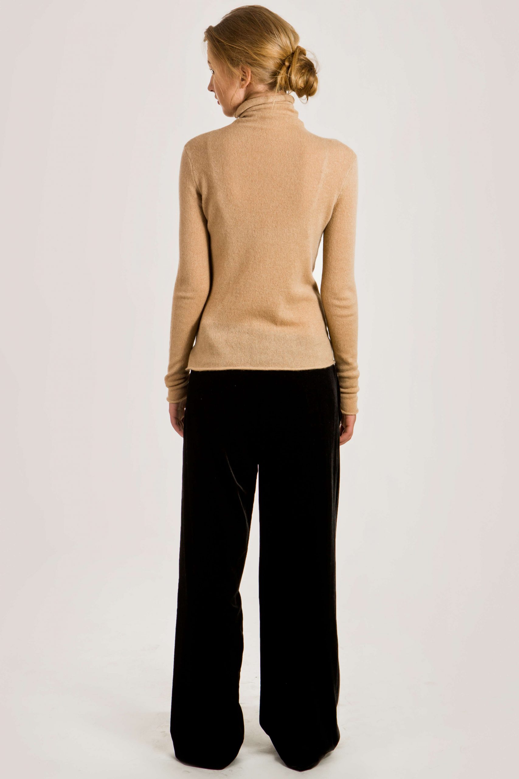 Natural Free People Aubrey Cashmere Turtleneck in Camel Womens Clothing Jumpers and knitwear Turtlenecks 