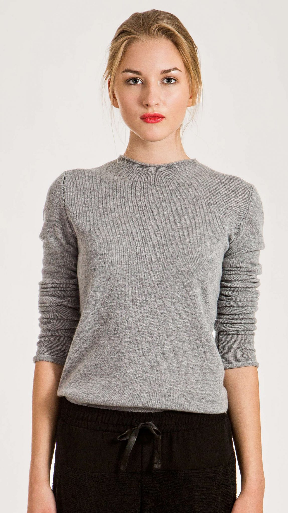 100% Cashmere Womens Sweater - 1-ply knit - Handmade - Krista Elsta