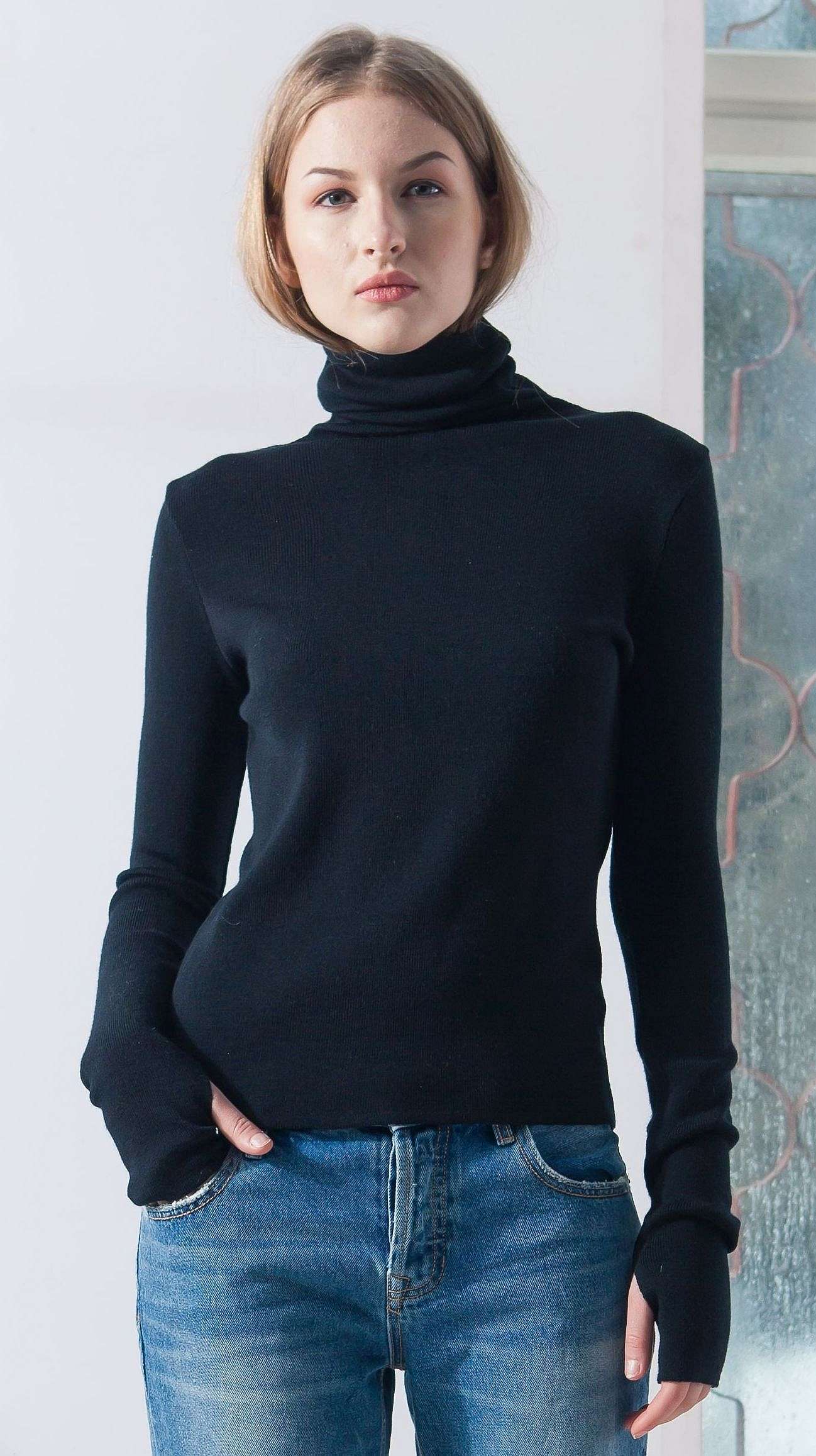 Black Wool Turtleneck | vlr.eng.br