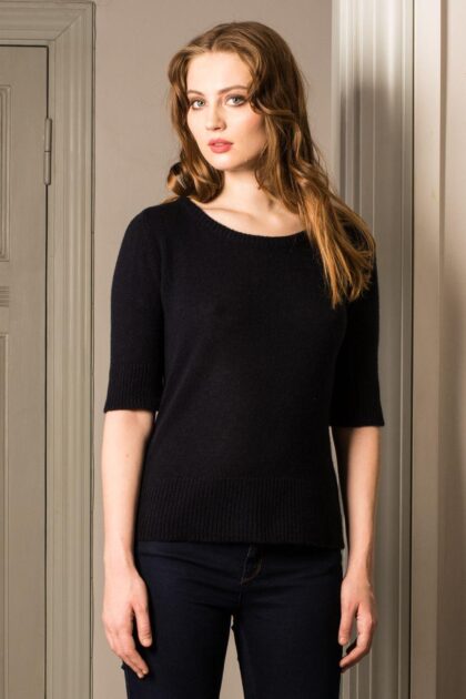 Knit cashmere short sleeve sweater pullover in dark blue BEA