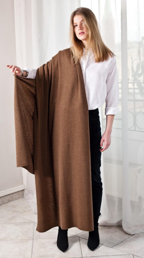 100% cashmere brown scarf travel wrap