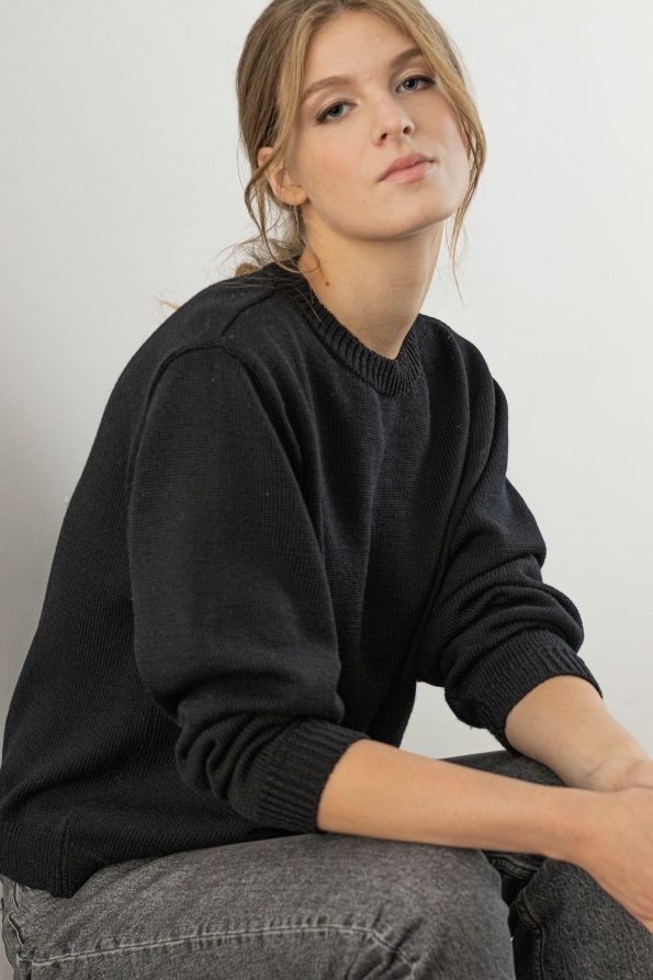 Black knit sweater FRIDA from right side