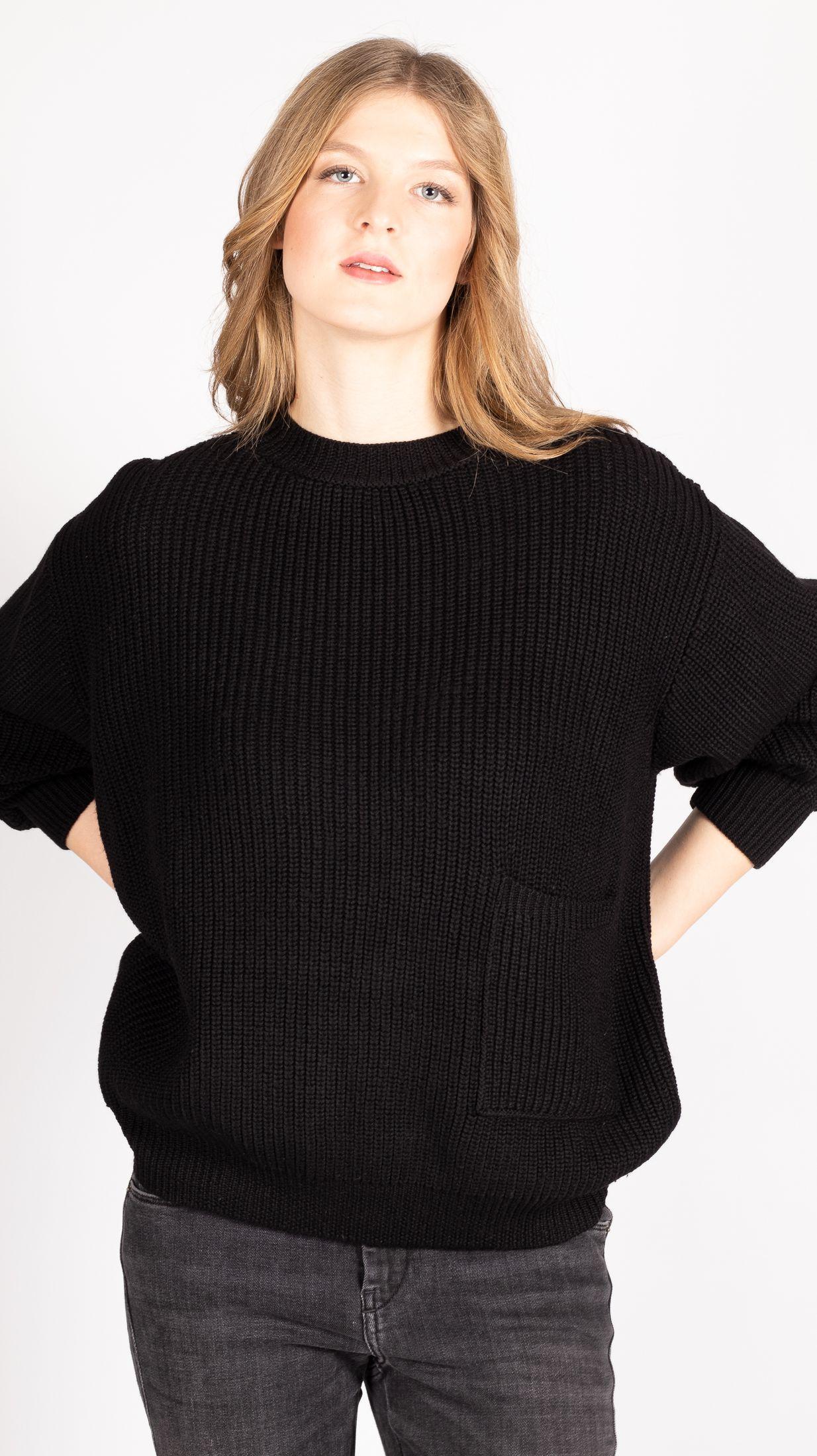 Black chunky ribbed crew neck merino wool sweater jumper for women ladies