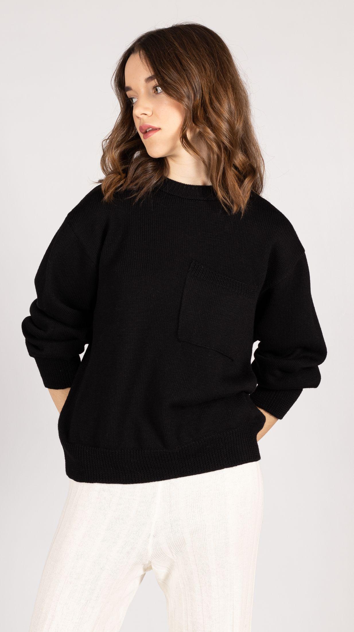 Black chunky crew neck womens sweater jumper with pocket FRIDA