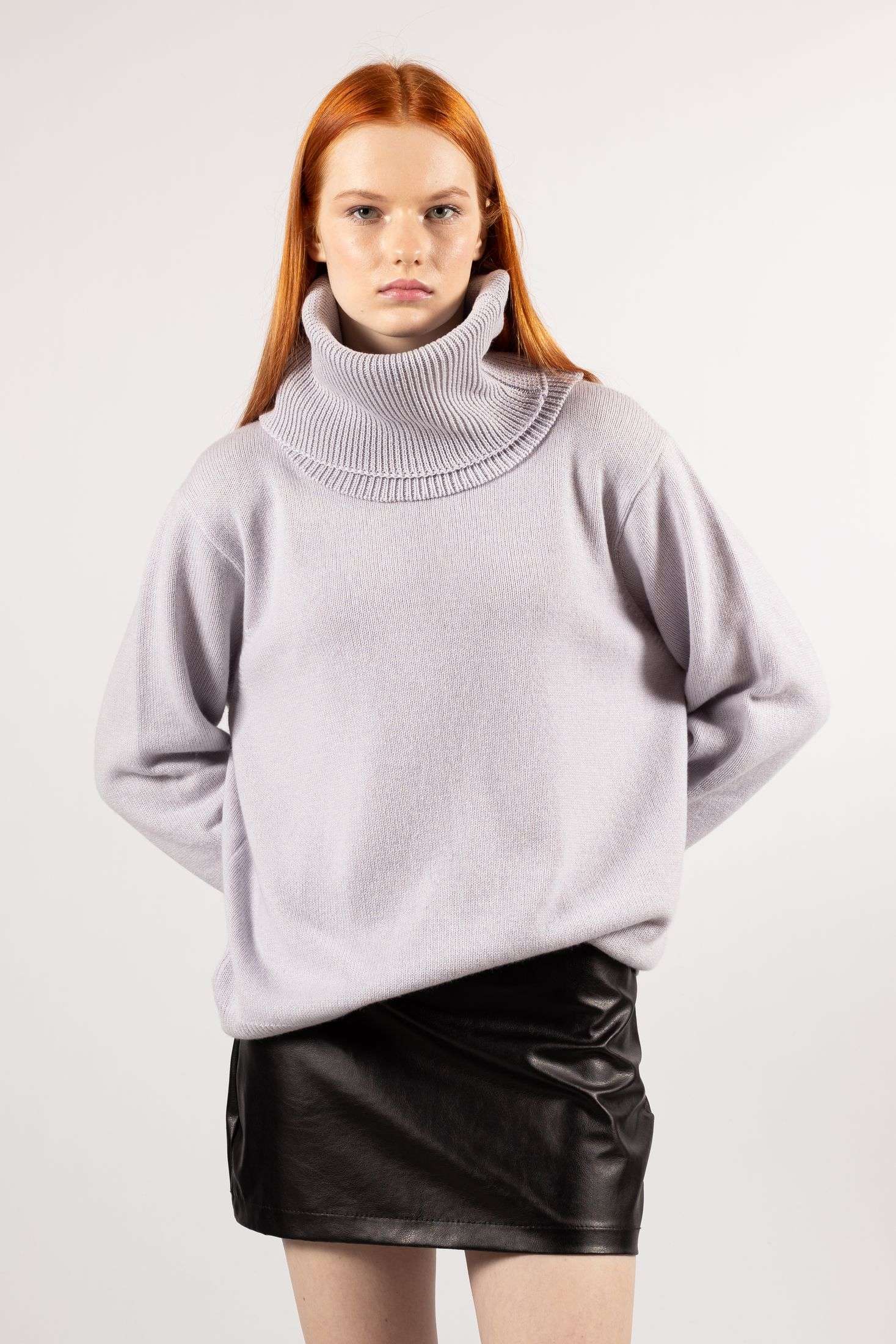 Discover the trendy Frida Blue knit sweater in a soothing pale blue shade.